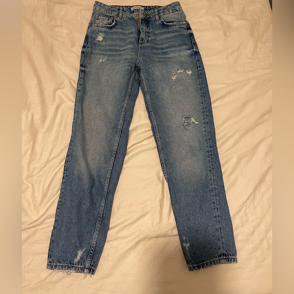 Light-wash inexpensive Zara jeans